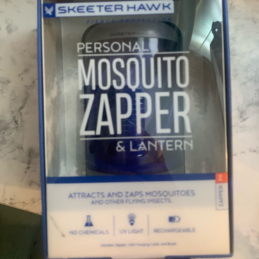 NIB MOSQUITO ZAPPER LANTERN USB CHARGING